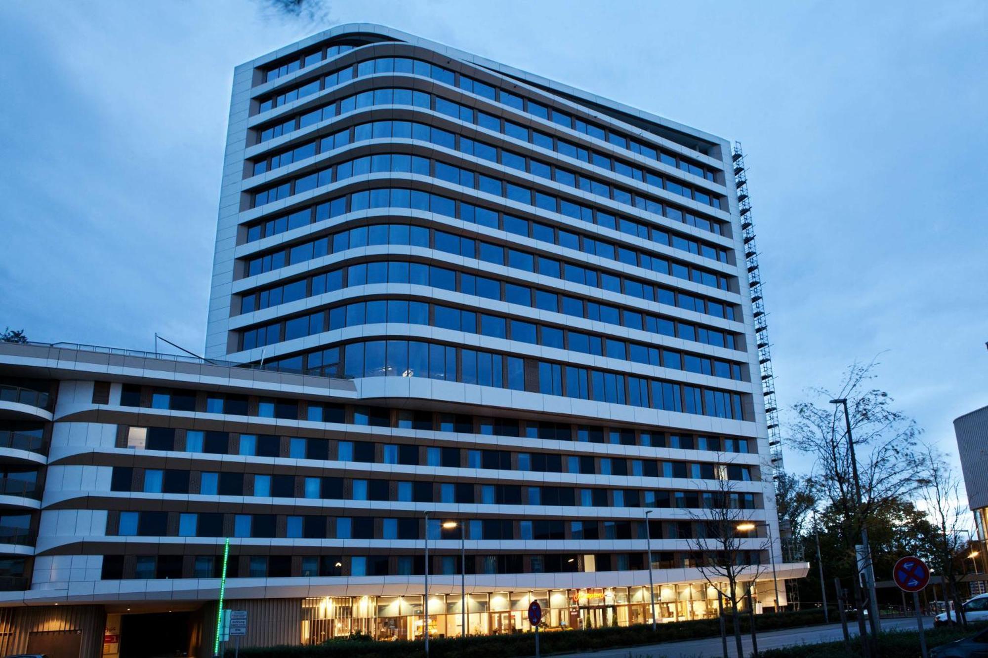 Hampton By Hilton Munich City Center East Exterior foto